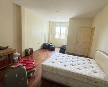 6d6766f8-20ca-42e0-b189-d7e1e0382618