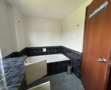 8d1d0858-5565-4ebc-8e73-1dceda816bf6