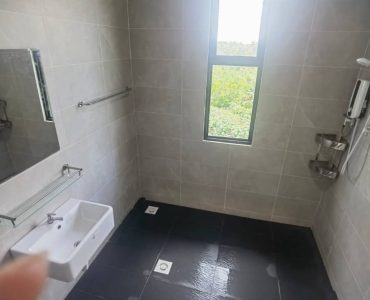 8fe5bb42-3ccf-44c0-b401-74a402240247