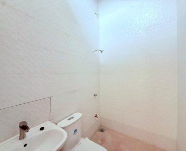 9533ddfb-ca3e-4cda-944b-1af08fbd63d4