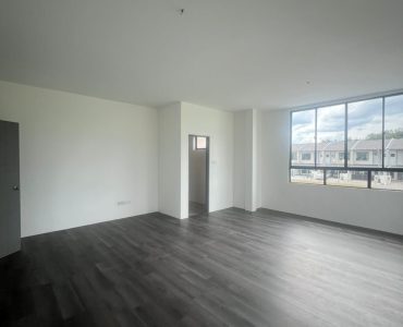 57cad81f-30b9-4f02-822c-06c6bf47a71c